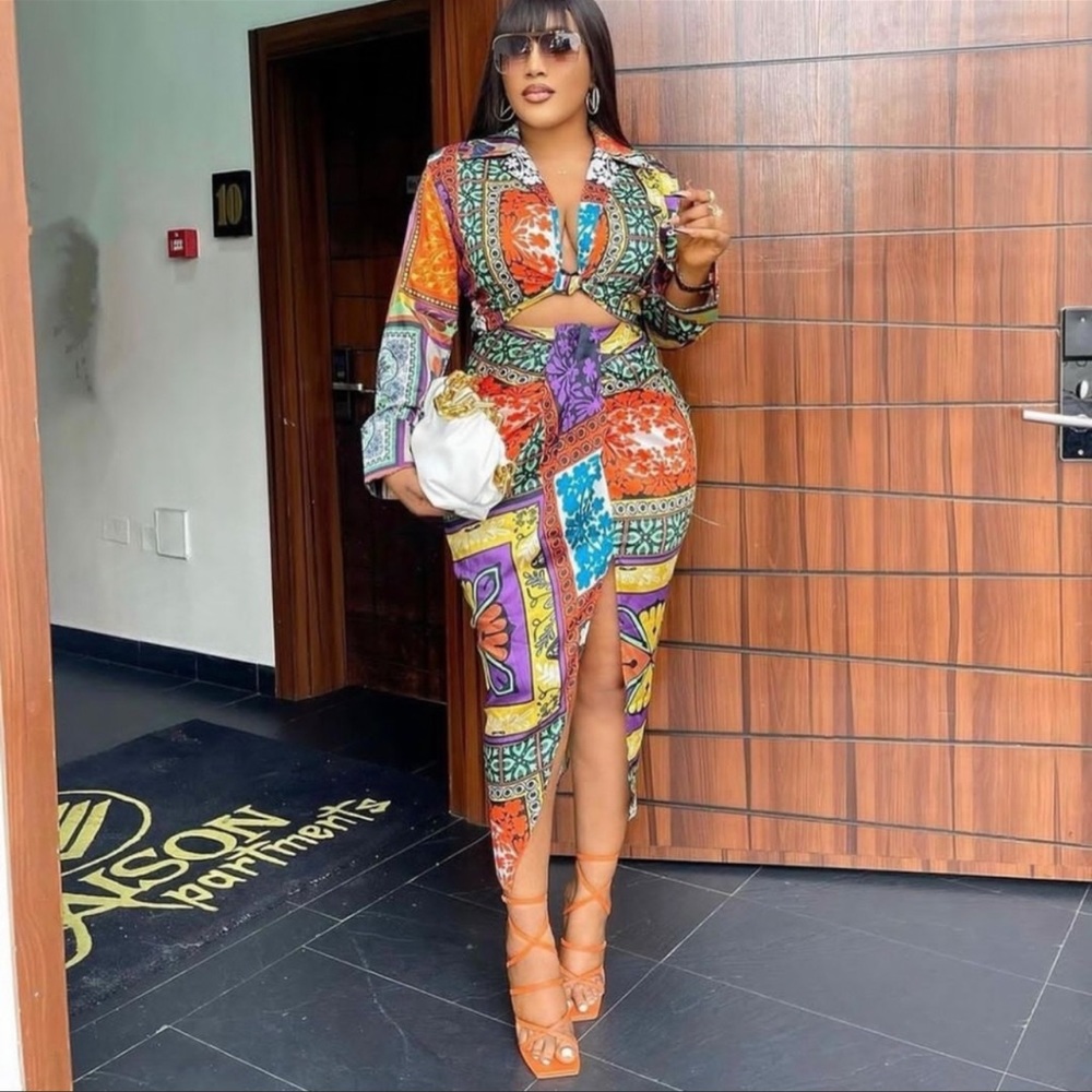 Zara 2 Piece Multicolored Floral Printed Crop Top & Skirt Co Ord Set - Picture 1 of 16